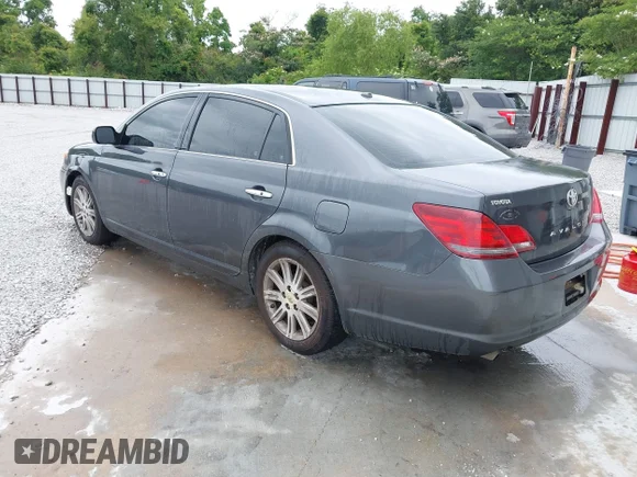 ✅ 2010 Toyota Avalon XLS • VIN: 4T1BK3DB3AU354424 • Lot: 45282282. Wystawiony na IAAI z przebiegiem 327 188 mil. Bezpłatny archiwum sprzedaży aukcyjnych z USA i szczegółowy raport historii pojazdu na DreamBid. Zdjęcie 3.