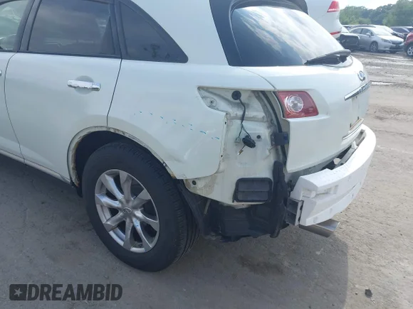 ✅ 2007 Infiniti FX • VIN: JNRAS08W67X206559 • Lot: 42688437. Wystawiony na IAAI z przebiegiem 90 916 mil. Bezpłatny archiwum sprzedaży aukcyjnych z USA i szczegółowy raport historii pojazdu na DreamBid. Zdjęcie 6.