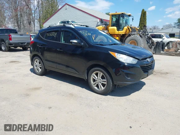 ✅ 2012 Hyundai Tucson Limited • VIN: KM8JUCAC0CU416870 • Lot: 45027708. Wystawiony na IAAI z przebiegiem 148 141 mil. Bezpłatny archiwum sprzedaży aukcyjnych z USA i szczegółowy raport historii pojazdu na DreamBid. Zdjęcie 1.