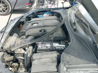 ✅ 2013 Volkswagen Passat SE • VIN: 1VWBP7A33DC095998 • Lot: 43472395. Wystawiony na IAAI z przebiegiem 80 653 mil. Bezpłatny archiwum sprzedaży aukcyjnych z USA i szczegółowy raport historii pojazdu na DreamBid. Zdjęcie 19.