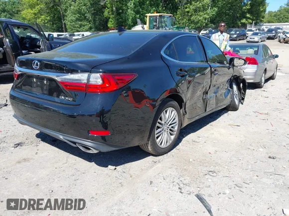 ✅ 2016 Lexus ES 330 • VIN: 58ABK1GG5GU014513 • Lot: 45123278. Wystawiony na IAAI z przebiegiem 74 494 mil. Bezpłatny archiwum sprzedaży aukcyjnych z USA i szczegółowy raport historii pojazdu na DreamBid. Zdjęcie 4.