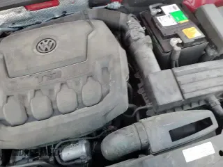 ✅ 2019 Volkswagen Beetle S • VIN: 3VWFD7AT2KM712538 • Lot: 68921325. Listed on Copart with 62,499 mi. Free auction sales archive from the USA and detailed vehicle history report at DreamBid. Image 15.