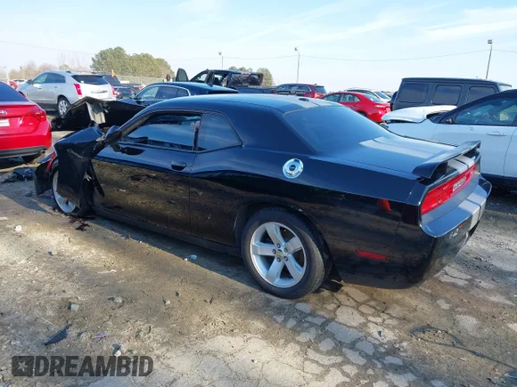 ✅ 2012 Dodge Challenger SXT Plus • VIN: 2C3CDYAG4CH254407 • Лот: 44308133. Опубліковано раніше на IAAI з пробігом 95 406 миль. Безкоштовний доступ до архіву аукціонних продажів зі США та докладний звіт про історію автомобіля на DreamBid. Зображення 3.
