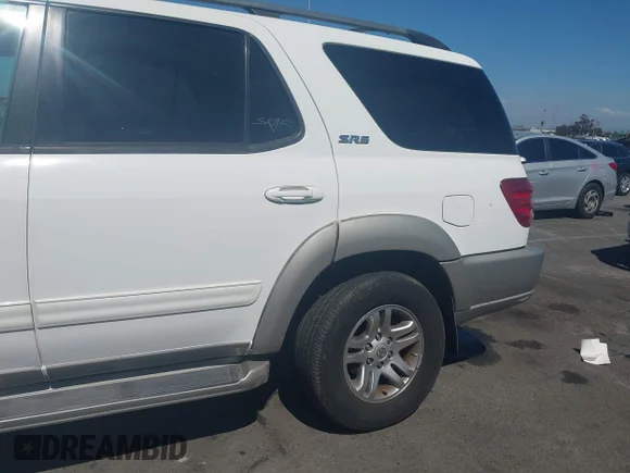 ✅ 2004 Toyota Sequoia SR5 • VIN: 5TDZT34AX4S223524 • Lot: 43305186. Listed on IAAI with 234,665 mi. Free auction sales archive from the USA and detailed vehicle history report at DreamBid. Image 6.