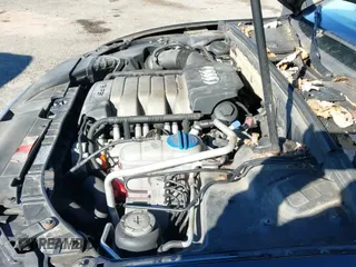 ✅ 2009 Audi A5 • VIN: WAUDK78TX9A019727 • Lot: 43786065. Listed on IAAI with 174,548 mi. Free auction sales archive from the USA and detailed vehicle history report at DreamBid. Image 12.