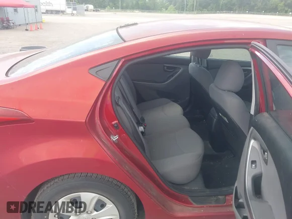 ✅ 2016 Hyundai Elantra SE • VIN: 5NPDH4AE8GH671652 • Лот: 45151955. Опубліковано раніше на IAAI з пробігом 185 585 миль. Безкоштовний доступ до архіву аукціонних продажів зі США та докладний звіт про історію автомобіля на DreamBid. Зображення 8.