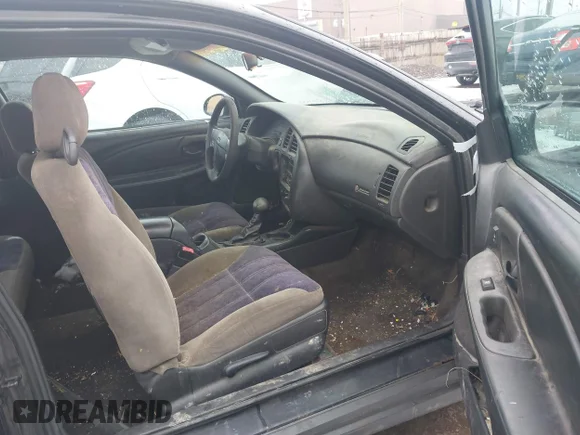 ✅ 2003 Chevrolet Monte Carlo LS • VIN: 2G1WW12E339406400 • Lot: 41482814. Wystawiony na IAAI z przebiegiem 190 982 mil. Bezpłatny archiwum sprzedaży aukcyjnych z USA i szczegółowy raport historii pojazdu na DreamBid. Zdjęcie 5.