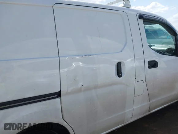 ✅ 2021 Nissan NV200 S • VIN: 3N6CM0KN9MK701819 • Lot: 42712914. Wystawiony na IAAI z przebiegiem 151 777 mil. Bezpłatny archiwum sprzedaży aukcyjnych z USA i szczegółowy raport historii pojazdu na DreamBid. Zdjęcie 6.