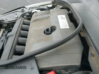 ✅ 2008 Volvo S80 3.2L • VIN: YV1AS982581073468 • Lot: 43700415. Listed on IAAI with 122,529 mi. Free auction sales archive from the USA and detailed vehicle history report at DreamBid. Image 19.