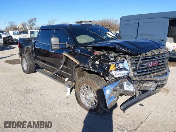 ✅ 2015 GMC Sierra 2500HD SLT • VIN: 1GT12ZE88FF125528 • Лот: 44038807. Опубліковано раніше на IAAI з пробігом 166 453 миль. Безкоштовний доступ до архіву аукціонних продажів зі США та докладний звіт про історію автомобіля на DreamBid. Зображення 1.