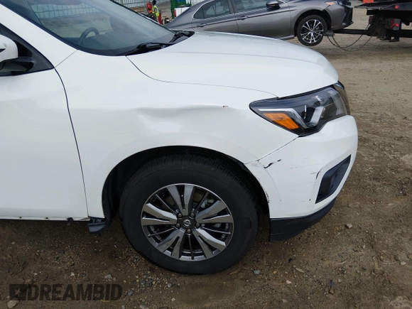 ✅ 2019 Nissan Pathfinder SL • VIN: 5N1DR2MM0KC637046 • Lot: 44454711. Wystawiony na IAAI z przebiegiem 130 209 mil. Bezpłatny archiwum sprzedaży aukcyjnych z USA i szczegółowy raport historii pojazdu na DreamBid. Zdjęcie 6.