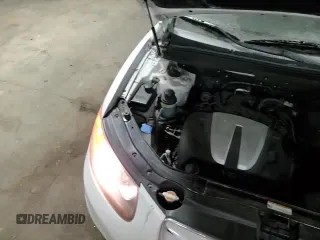 ✅ 2010 Hyundai Santa Fe Limited • VIN: 5NMSK4AG9AH341369 • Lot: 82395954. Listed on Copart with 199,818 mi. Free auction sales archive from the USA and detailed vehicle history report at DreamBid. Image 14.