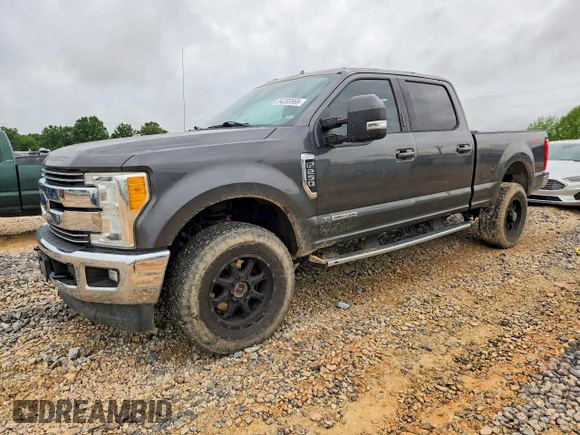 ✅ 2017 Ford F-250 Lariat • VIN: 1FT7W2BTXHEC44561 • Lot: 54203566. Listed on Copart with 88,618 mi. Free auction sales archive from the USA and detailed vehicle history report at DreamBid. Image 1.