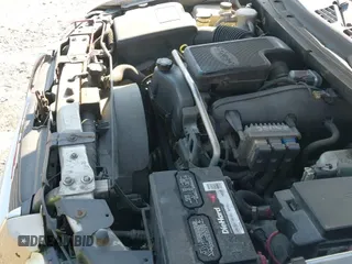 ✅ 2004 GMC Envoy SLE • VIN: 1GKDS13S942364463 • Lot: 41658640. Listed on IAAI with 257,138 mi. Free auction sales archive from the USA and detailed vehicle history report at DreamBid. Image 12.