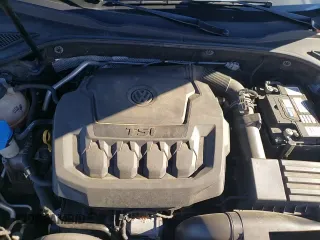 ✅ 2018 Volkswagen Passat S • VIN: 1VWAA7A38JC037720 • Lot: 92221615. Listed on Copart with 126,084 mi. Free auction sales archive from the USA and detailed vehicle history report at DreamBid. Image 13.