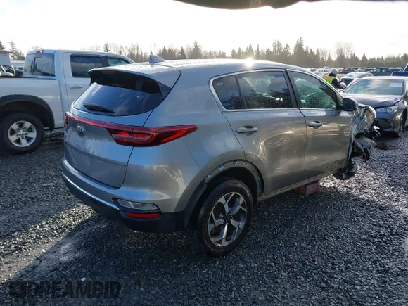 ✅ 2021 Kia Sportage LX • VIN: KNDPMCAC9M7897006 • Lot: 44107443. Wystawiony na IAAI z przebiegiem 74 895 mil. Bezpłatny archiwum sprzedaży aukcyjnych z USA i szczegółowy raport historii pojazdu na DreamBid. Zdjęcie 4.