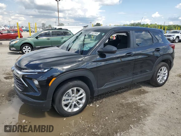 ✅ 2024 Chevrolet TrailBlazer LS • VIN: KL79MNSL5RB133755 • Lot: 61427045. Wystawiony na Copart z przebiegiem 23 304 mil. Bezpłatny archiwum sprzedaży aukcyjnych z USA i szczegółowy raport historii pojazdu na DreamBid. Zdjęcie 1.