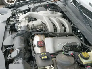 ✅ 2001 Jaguar S-Type V6 • VIN: SAJDA01N11FL94410 • Lot: 42281841. Wystawiony na IAAI z przebiegiem 103 120 mil. Bezpłatny archiwum sprzedaży aukcyjnych z USA i szczegółowy raport historii pojazdu na DreamBid. Zdjęcie 19.