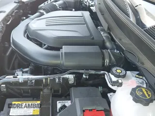 ✅ 2025 Buick Enclave Sport Touring • VIN: 5GAERBRS2SJ236417 • Lot: 42787478. Wystawiony na IAAI z przebiegiem 5 921 mil. Bezpłatny archiwum sprzedaży aukcyjnych z USA i szczegółowy raport historii pojazdu na DreamBid. Zdjęcie 19.