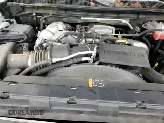 2022 Chevrolet Silverado 3500HD High Country с VIN 1GC4YVEY7NF281630, выставлен на аукционе Copart как лот 81372305 с пробегом 135 357 миль миль и Списание • Salvage title. История ставок и продаж доступна на DreamBid. Изображение 13.