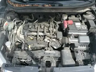 ✅ 2018 Nissan Kicks S • VIN: 3N1CP5CU6JL518593 • Lot: 71270895. Listed on Copart with 97,631 mi. Free auction sales archive from the USA and detailed vehicle history report at DreamBid. Image 14.