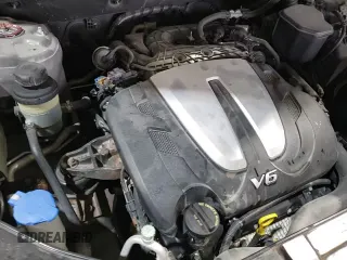 ✅ 2011 Hyundai Santa Fe SE • VIN: 5XYZH4AG0BG030440 • Lot: 83838424. Listed on Copart with 229,974 mi. Free auction sales archive from the USA and detailed vehicle history report at DreamBid. Image 14.