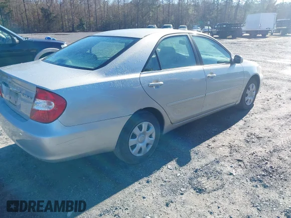 ✅ 2002 Toyota Camry XLE • VIN: 4T1BE32KX2U117098 • Lot: 44165338. Wystawiony na IAAI z przebiegiem 207 515 mil. Bezpłatny archiwum sprzedaży aukcyjnych z USA i szczegółowy raport historii pojazdu na DreamBid. Zdjęcie 4.