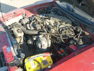 ✅ 1999 Ford Mustang • VIN: 1FAFP4048XF229541 • Lot: 43026715. Wystawiony na IAAI z przebiegiem Nie podano. Bezpłatny archiwum sprzedaży aukcyjnych z USA i szczegółowy raport historii pojazdu na DreamBid. Zdjęcie 19.