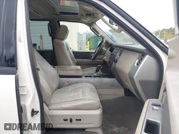 ✅ 2007 Ford Expedition Max Limited • VIN: 1FMFK19587LA14936 • Lot: 43865171. Wystawiony na IAAI z przebiegiem 289 230 mil. Bezpłatny archiwum sprzedaży aukcyjnych z USA i szczegółowy raport historii pojazdu na DreamBid. Zdjęcie 5.