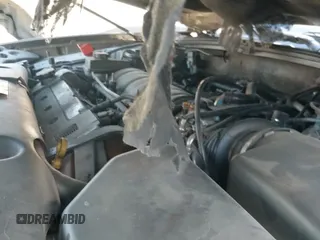 ✅ 2001 Cadillac DeVille • VIN: 1G6KD54Y31U234768 • Lot: 43205703. Wystawiony na IAAI z przebiegiem 120 917 mil. Bezpłatny archiwum sprzedaży aukcyjnych z USA i szczegółowy raport historii pojazdu na DreamBid. Zdjęcie 12.