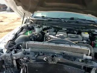 ✅ 2018 Ram 2500 SLT • VIN: 3C6UR5DL4JG402312 • Lot: 60893445. Listed on Copart with 81,782 mi. Free auction sales archive from the USA and detailed vehicle history report at DreamBid. Image 13.