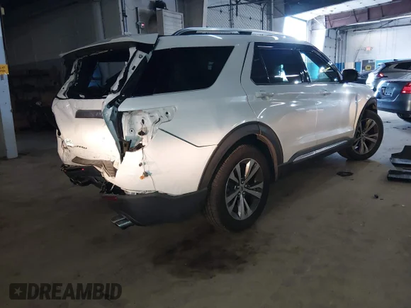 ✅ 2020 Ford Explorer Platinum • VIN: 1FM5K8HC8LGA07136 • Лот: 45184116. Опубліковано раніше на IAAI з пробігом 102 898 миль. Безкоштовний доступ до архіву аукціонних продажів зі США та докладний звіт про історію автомобіля на DreamBid. Зображення 4.