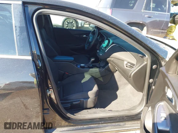 ✅ 2021 Chevrolet Malibu LS • VIN: 1G1ZB5ST4MF034055 • Lot: 44283726. Wystawiony na IAAI z przebiegiem 112 346 mil. Bezpłatny archiwum sprzedaży aukcyjnych z USA i szczegółowy raport historii pojazdu na DreamBid. Zdjęcie 5.