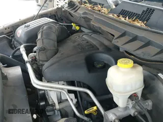 ✅ 2010 Dodge 1500 TRX • VIN: 1D7RV1GT5AS179033 • Lot: 42378439. Wystawiony na IAAI z przebiegiem 192 045 mil. Bezpłatny archiwum sprzedaży aukcyjnych z USA i szczegółowy raport historii pojazdu na DreamBid. Zdjęcie 19.