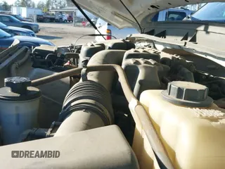 ✅ 2015 Ford F-250 XLT • VIN: 1FT7X2B69FEB71297 • Лот: 41665201. Опубликован ранее на IAAI с пробегом 214 931 миль. Бесплатный доступ к архиву аукционных продаж из США и подробный отчёт об истории автомобиля на DreamBid. Изображение 19.