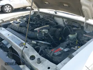 ✅ 2006 Ford Ranger STX • VIN: 1FTYR44U56PA56626 • Lot: 42666928. Wystawiony na IAAI z przebiegiem 115 176 mil. Bezpłatny archiwum sprzedaży aukcyjnych z USA i szczegółowy raport historii pojazdu na DreamBid. Zdjęcie 19.