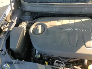 ✅ 2020 Jeep Cherokee Limited • VIN: 1C4PJMDXXLD622001 • Lot: 84011935. Wystawiony na Copart z przebiegiem 76 381 mil. Bezpłatny archiwum sprzedaży aukcyjnych z USA i szczegółowy raport historii pojazdu na DreamBid. Zdjęcie 14.