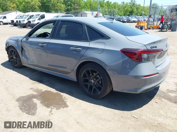 ✅ 2026 Honda Civic Sport • VIN: 2HGFE2F51TH573601 • Lot: 45092817. Listed on IAAI with 2,810 mi. Free auction sales archive from the USA and detailed vehicle history report at DreamBid. Image 3.