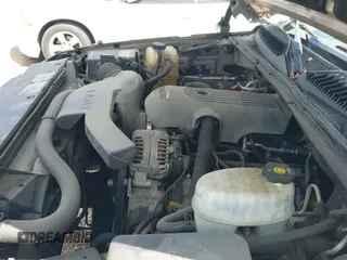 ✅ 2005 Cadillac Escalade • VIN: 1GYEC63T95R192330 • Lot: 42541431. Listed on IAAI with Not provided. Free auction sales archive from the USA and detailed vehicle history report at DreamBid. Image 16.