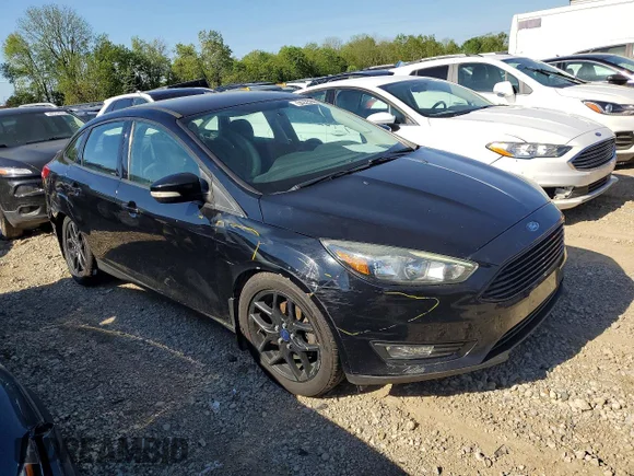 ✅ 2016 Ford Focus SE • VIN: 1FADP3F29GL239777 • Lot: 54225996. Wystawiony na Copart z przebiegiem 69 621 mil. Bezpłatny archiwum sprzedaży aukcyjnych z USA i szczegółowy raport historii pojazdu na DreamBid. Zdjęcie 4.