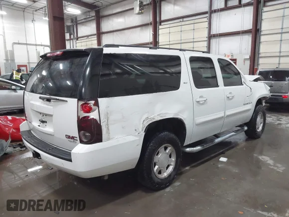 ✅ 2008 GMC Yukon XL SLT 4SB • VIN: 1GKFK16358J250226 • Lot: 44190326. Wystawiony na IAAI z przebiegiem 225 749 mil. Bezpłatny archiwum sprzedaży aukcyjnych z USA i szczegółowy raport historii pojazdu na DreamBid. Zdjęcie 4.