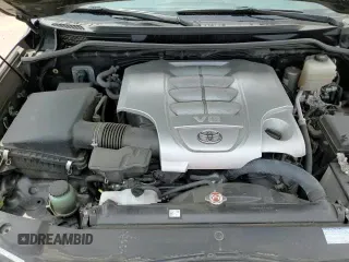 ✅ 2019 Toyota Land Cruiser • VIN: JTMCY7AJ3K4083070 • Lot: 69045765. Listed on Copart with 55,064 mi. Free auction sales archive from the USA and detailed vehicle history report at DreamBid. Image 14.