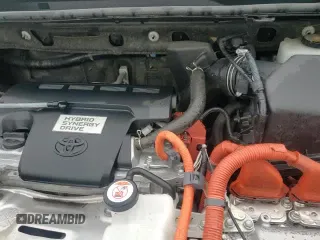 ✅ 2017 Toyota RAV4 Limited • VIN: JTMDJREV7HD082840 • Lot: 86433925. Wystawiony na Copart z przebiegiem 87 618 mil. Bezpłatny archiwum sprzedaży aukcyjnych z USA i szczegółowy raport historii pojazdu na DreamBid. Zdjęcie 15.