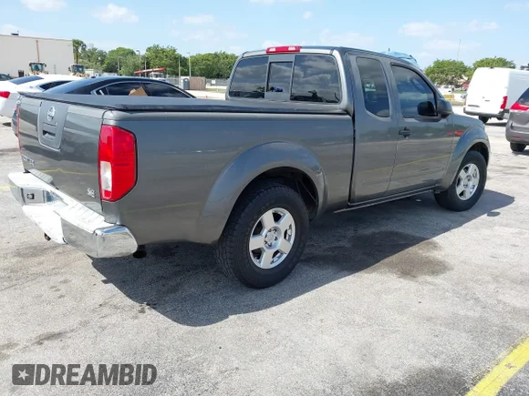 ✅ 2008 Nissan Frontier SE • VIN: 1N6AD06U28C427433 • Lot: 44927439. Wystawiony na IAAI z przebiegiem 177 550 mil. Bezpłatny archiwum sprzedaży aukcyjnych z USA i szczegółowy raport historii pojazdu na DreamBid. Zdjęcie 4.