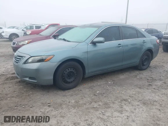 ✅ 2007 Toyota Camry XLE • VIN: 4T1BK46K97U523552 • Lot: 44120002. Wystawiony na IAAI z przebiegiem 225 866 mil. Bezpłatny archiwum sprzedaży aukcyjnych z USA i szczegółowy raport historii pojazdu na DreamBid. Zdjęcie 2.