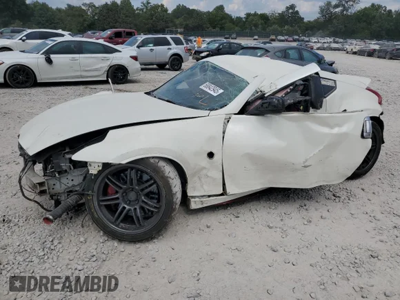 ✅ 2015 Nissan 370Z Nismo • VIN: JN1AZ4EHXFM441526 • Лот: 68842945. Опубліковано раніше на Copart з пробігом 121 351 миль. Безкоштовний доступ до архіву аукціонних продажів зі США та докладний звіт про історію автомобіля на DreamBid. Зображення 1.