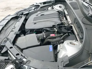 ✅ 2024 Volvo XC60 Plus Dark Theme • VIN: YV4L12RL5R1885058 • Lot: 42167034. Listed on IAAI with 25,886 mi. Free auction sales archive from the USA and detailed vehicle history report at DreamBid. Image 19.