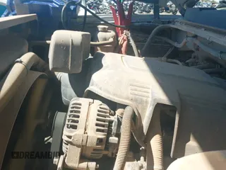 ✅ 2011 Chevrolet Silverado 2500HD • VIN: 1GB2KVCG0BZ409840 • Lot: 42944133. Wystawiony na IAAI z przebiegiem Nie podano. Bezpłatny archiwum sprzedaży aukcyjnych z USA i szczegółowy raport historii pojazdu na DreamBid. Zdjęcie 18.