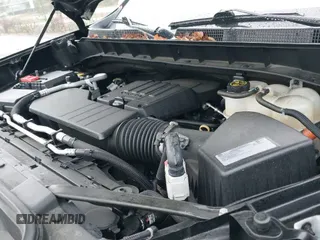 ✅ 2020 Chevrolet Silverado 1500 Custom • VIN: 3GCPWBEK7LG326171 • Lot: 41758960. Wystawiony na IAAI z przebiegiem 77 552 mil. Bezpłatny archiwum sprzedaży aukcyjnych z USA i szczegółowy raport historii pojazdu na DreamBid. Zdjęcie 19.