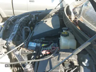 ✅ 2018 Buick Enclave Essence • VIN: 5GAERBKW5JJ259251 • Лот: 43360837. Опубликован ранее на IAAI с пробегом 105 235 миль. Бесплатный доступ к архиву аукционных продаж из США и подробный отчёт об истории автомобиля на DreamBid. Изображение 19.